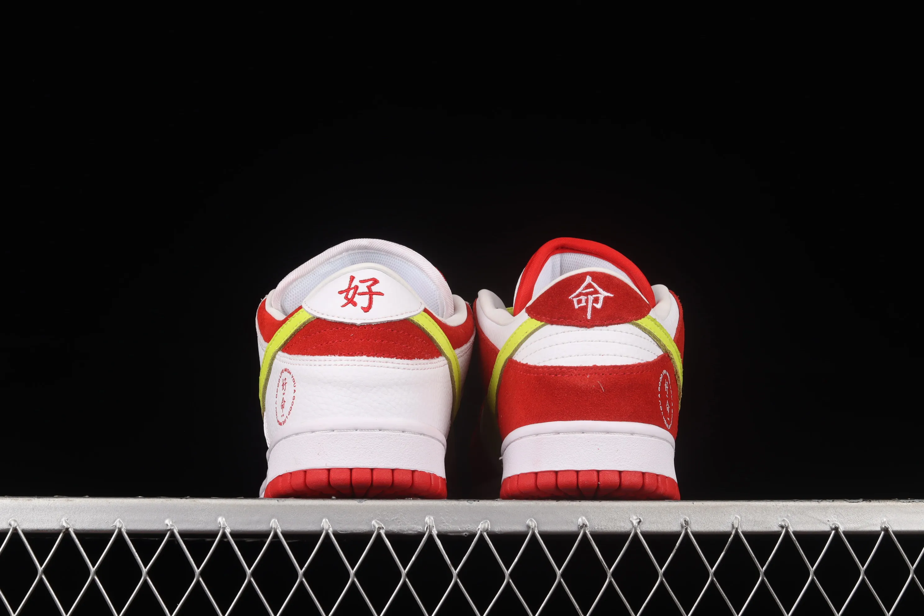 All Categories Nk SB Dunk Series Nk SB Dunk Low Low-top Sneakers The Remade